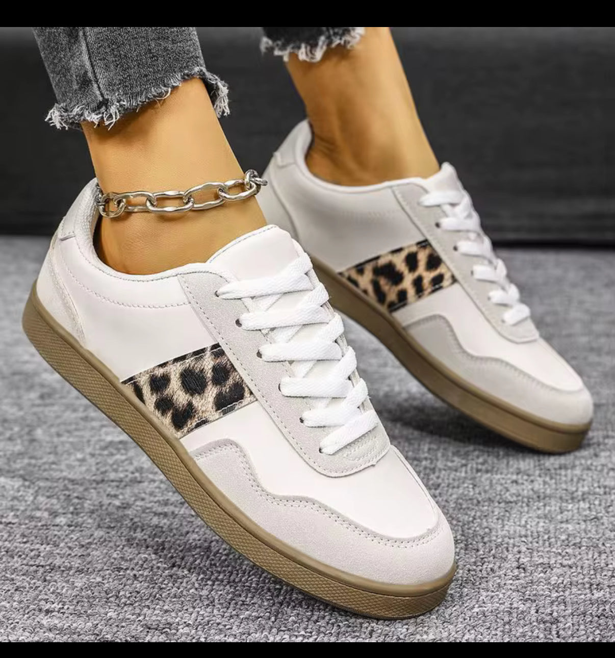 Nouvelles Chaussures Décontractées pour Femmes et Filles Tendance 2024 de Haute Qualité
Confortables à Bout Rond de Couleur Unie et de grande taille